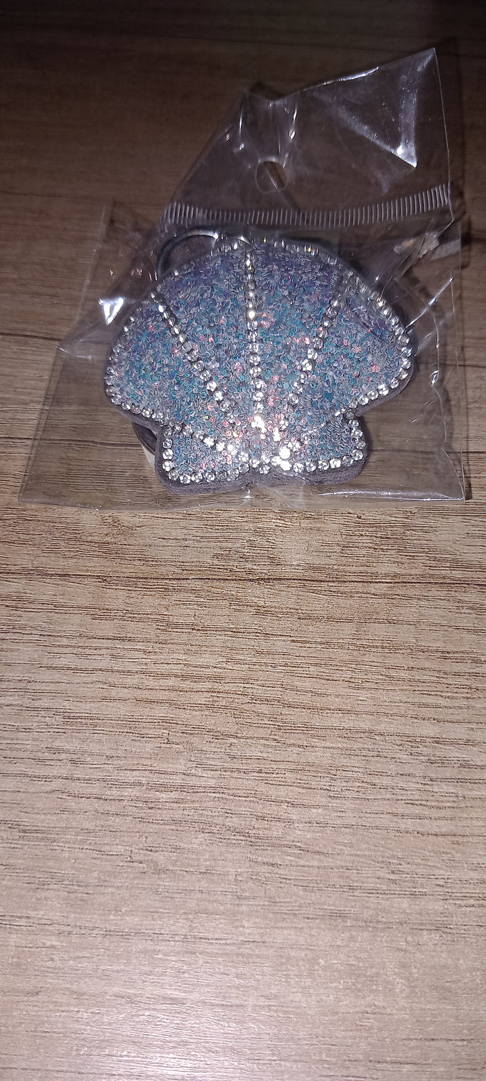 Sleutelhanger schelp met glitter