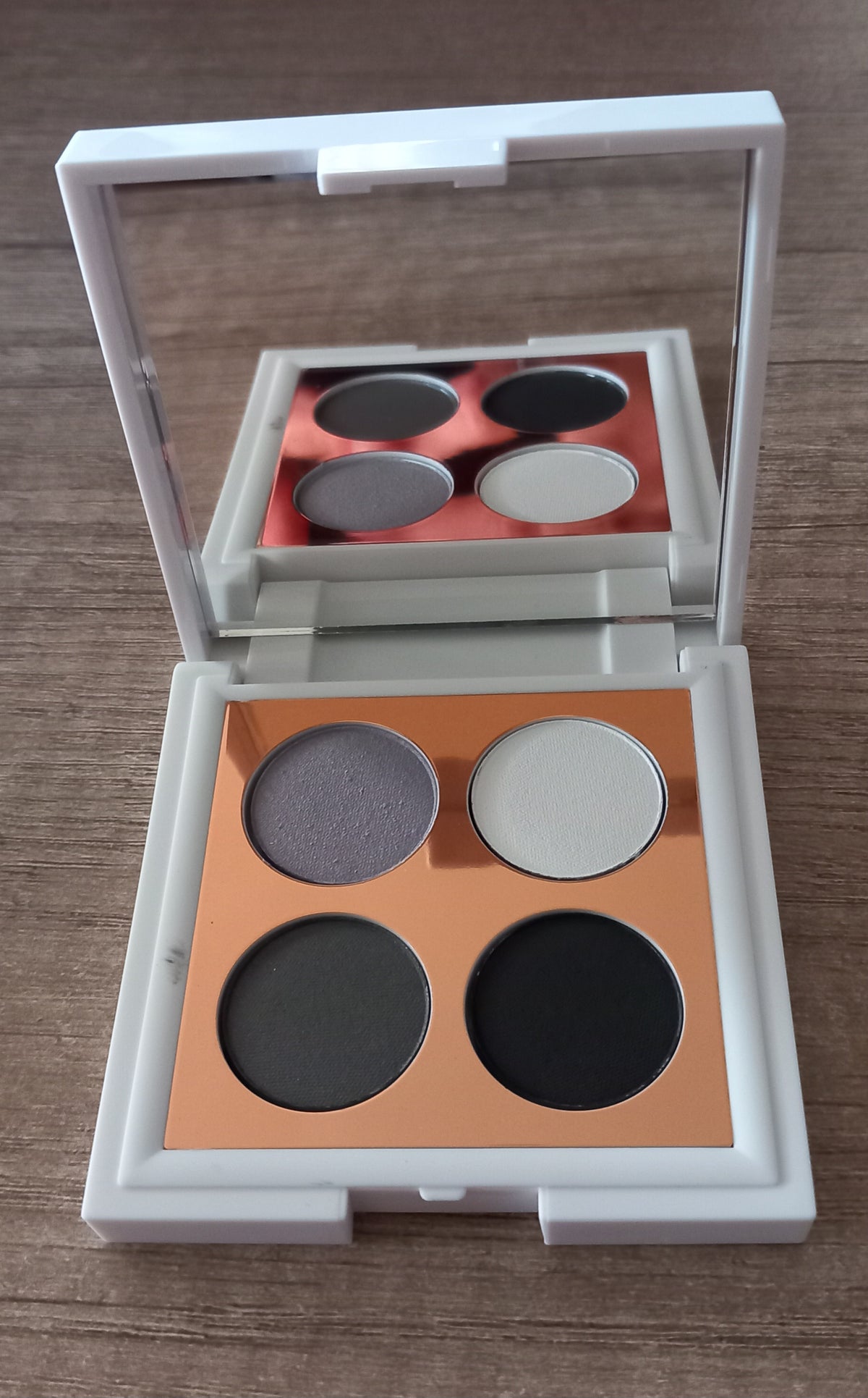 Oogschaduw Quad - Equinox
