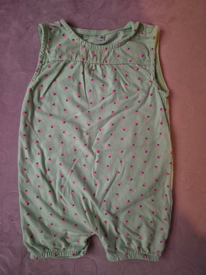 Boxpakje mouwloos groen/aardbei maat 68