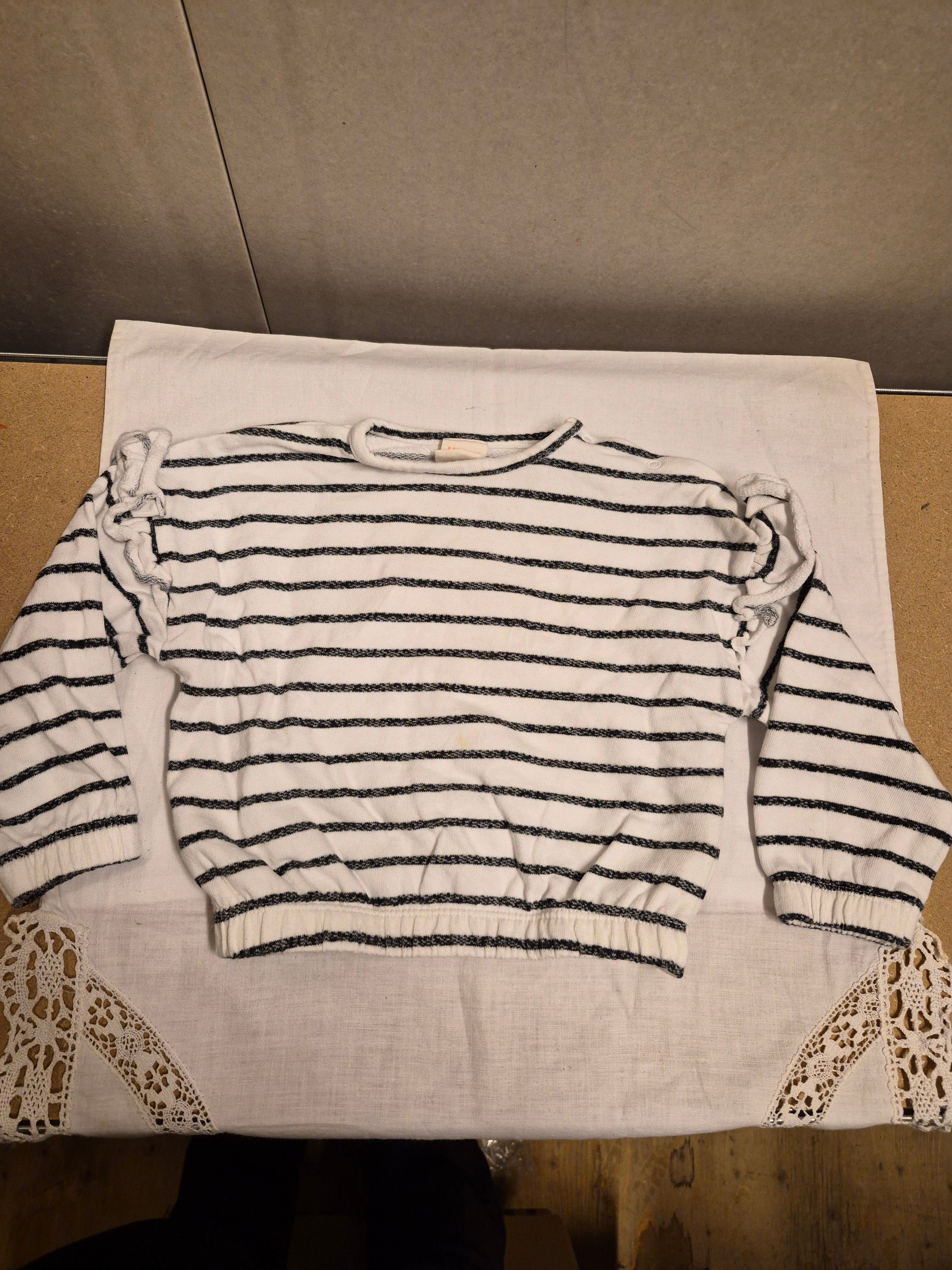 Streepjes shirt Hema maat 86