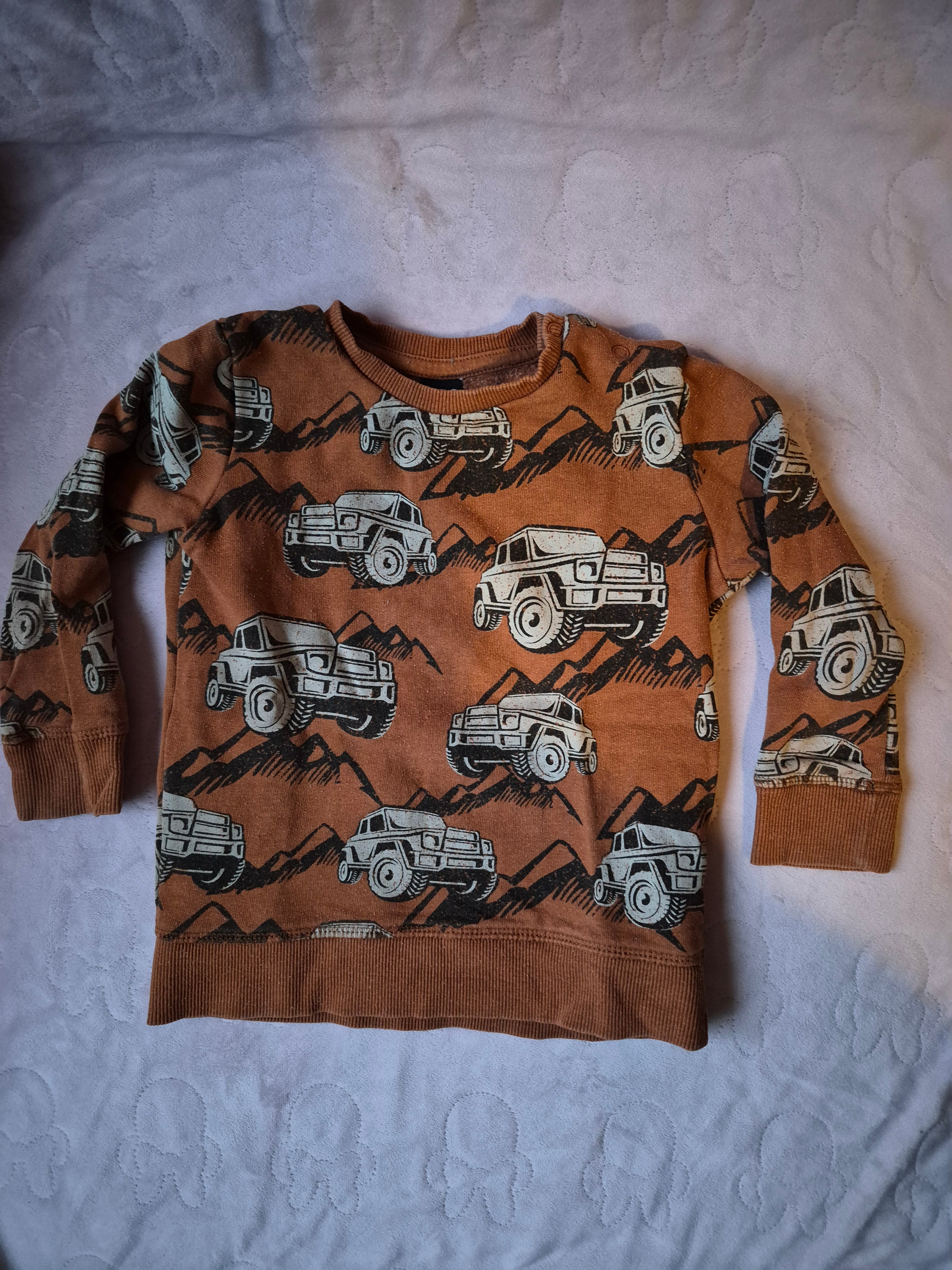 Trui bruin met autos maat 92