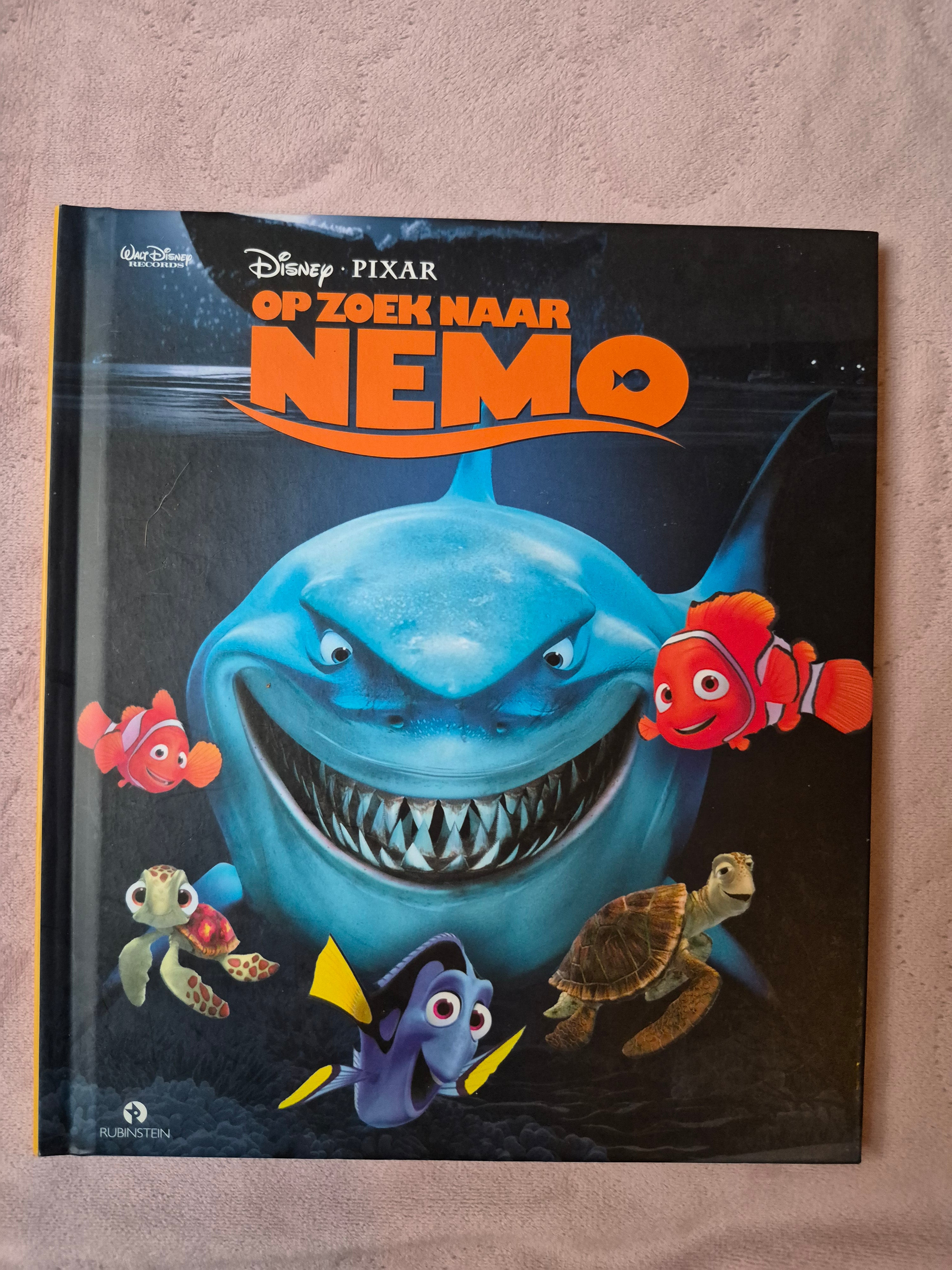 Disney boekje Nemo zonder CD