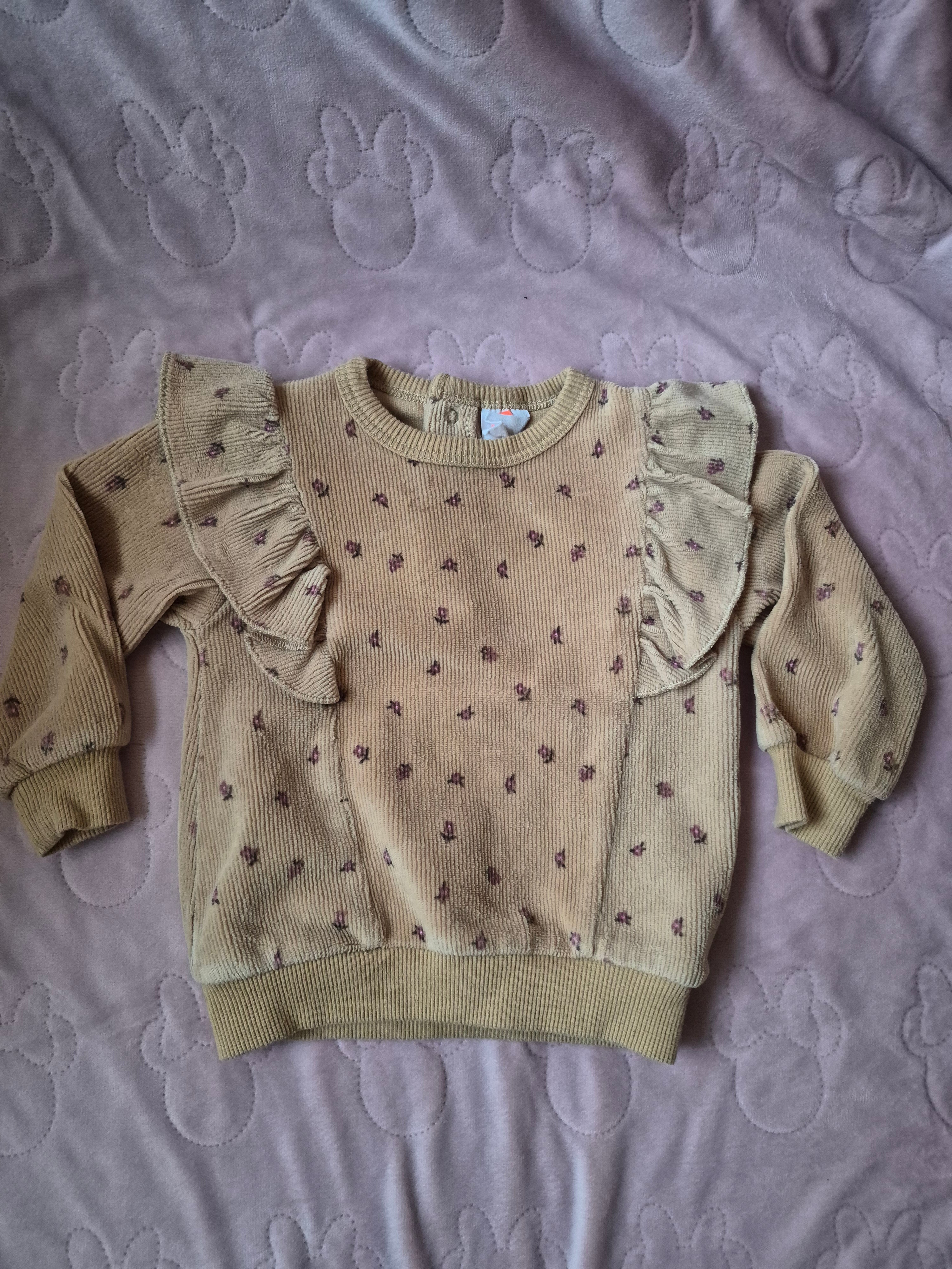 Baby  truitje maat 68