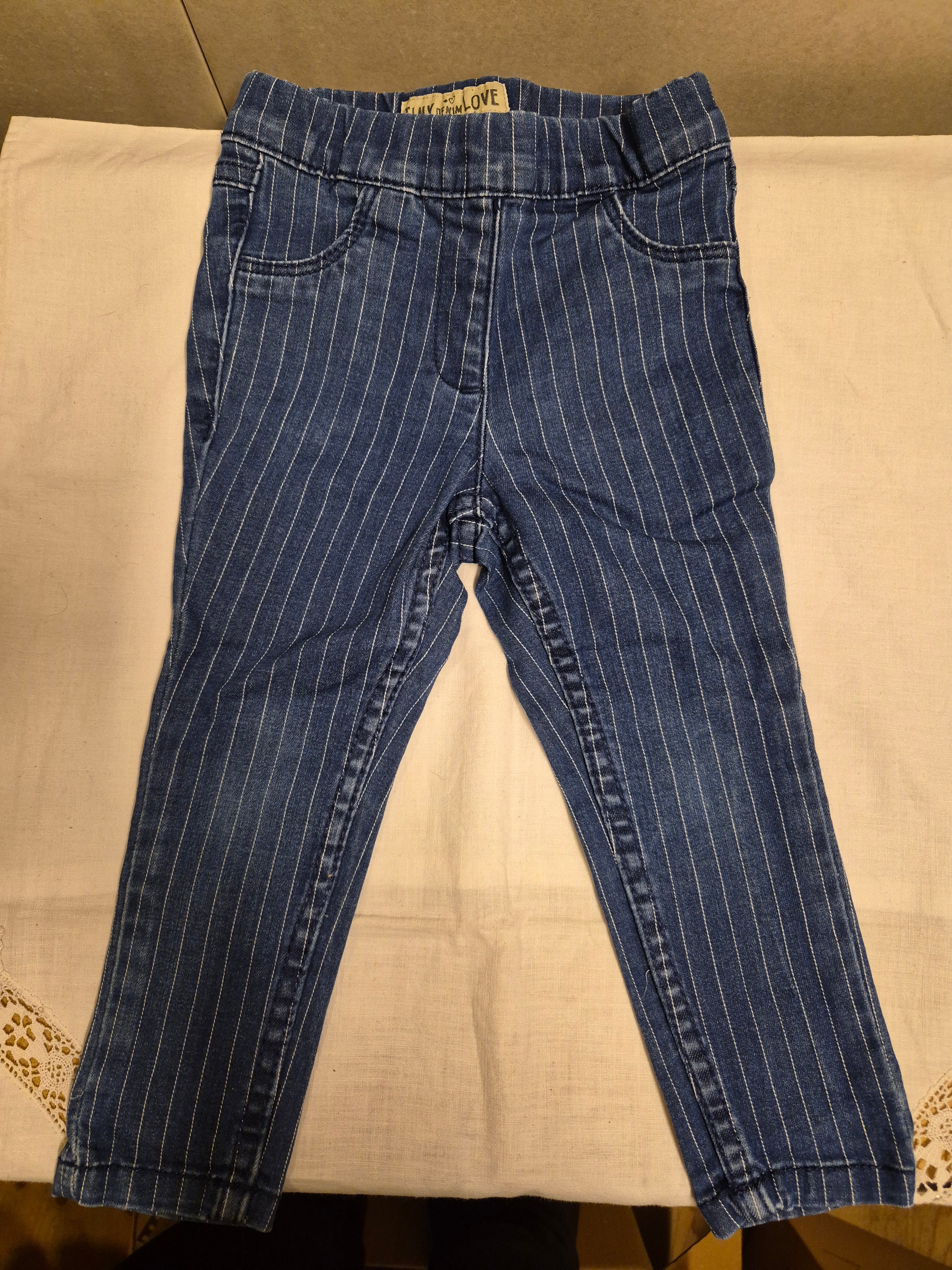 Spijkerbroek met streepjes maat 86