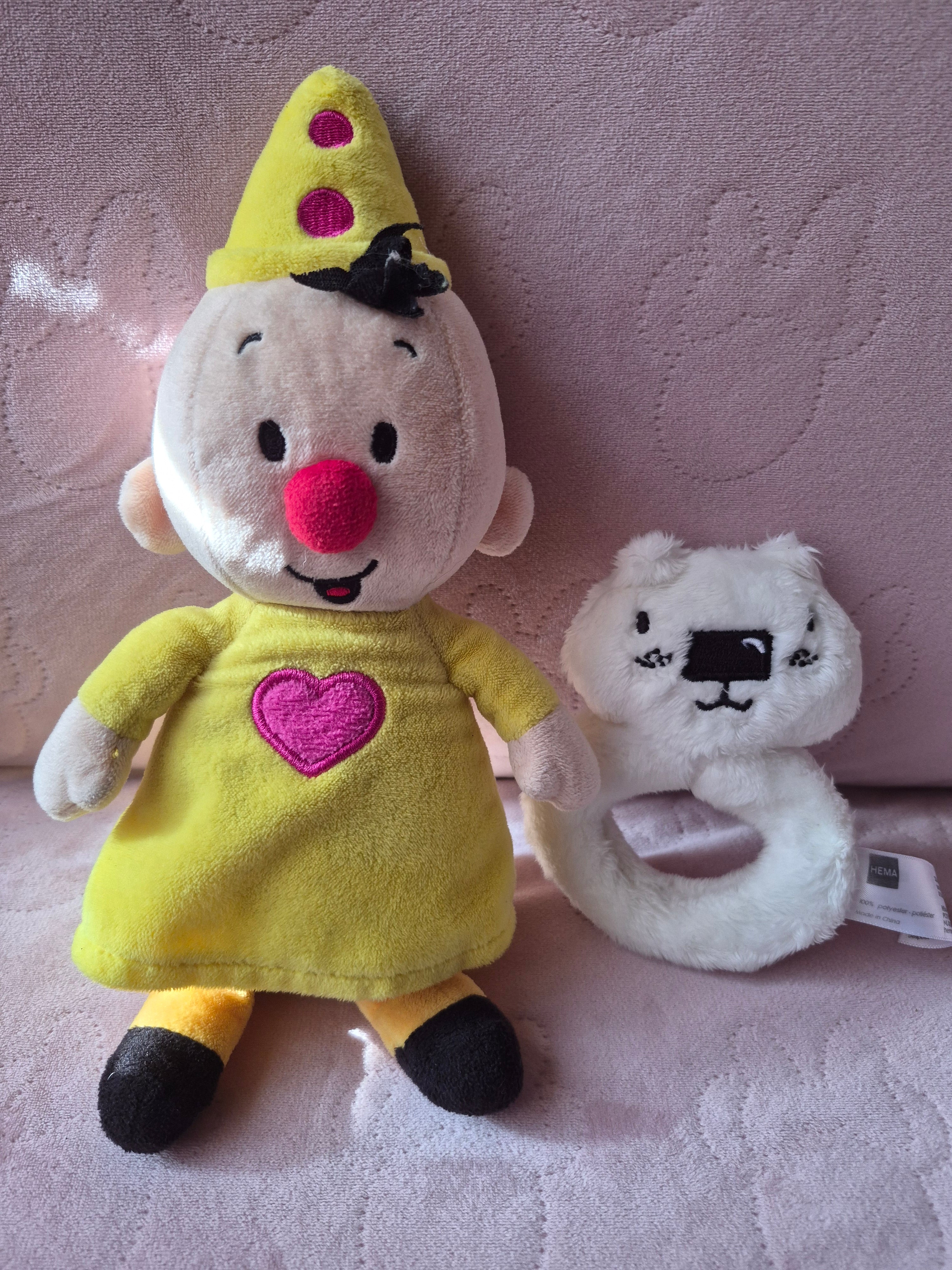 Knuffel bumba en rammelaar