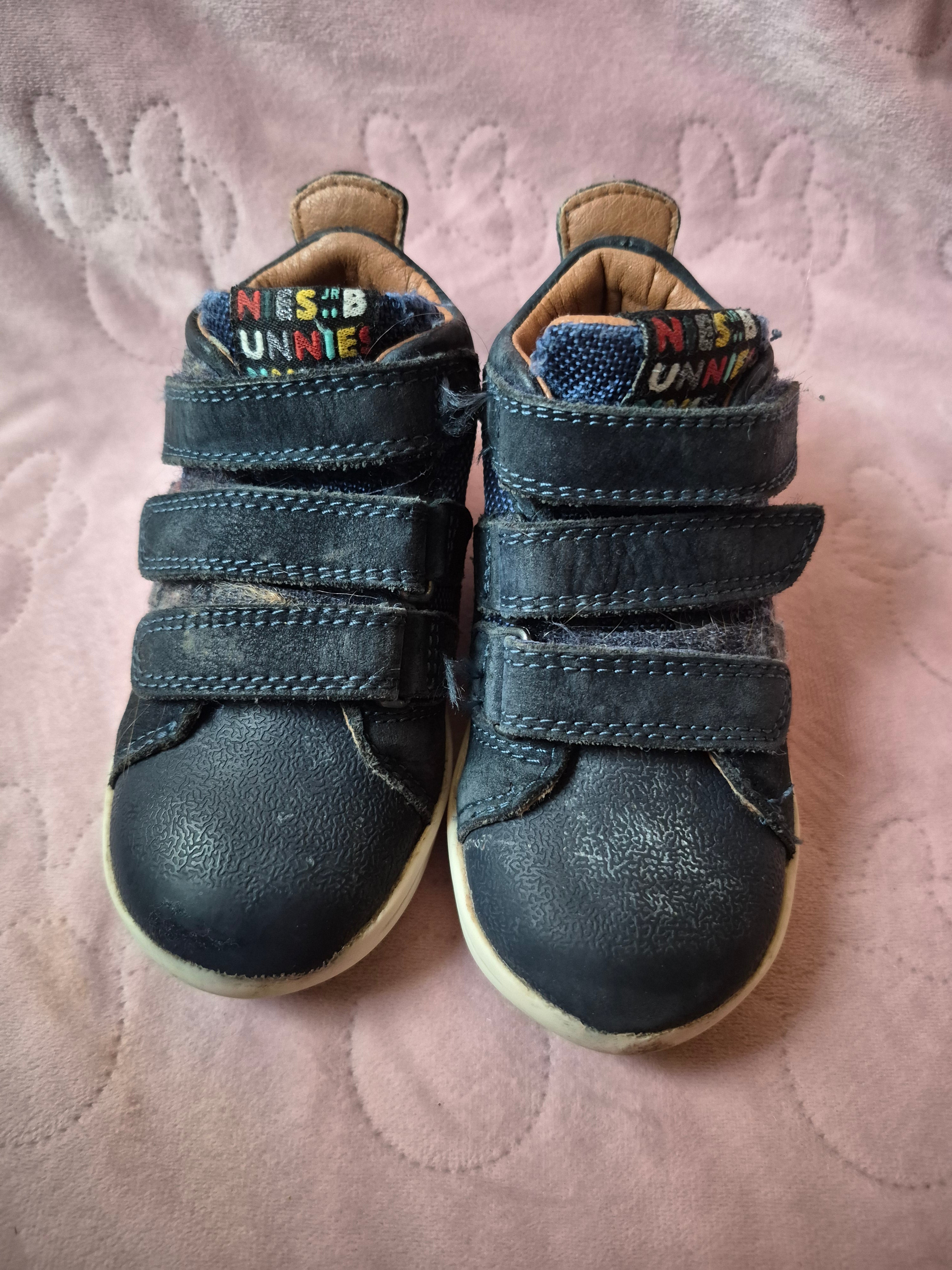 Baby schoentjes maat 23