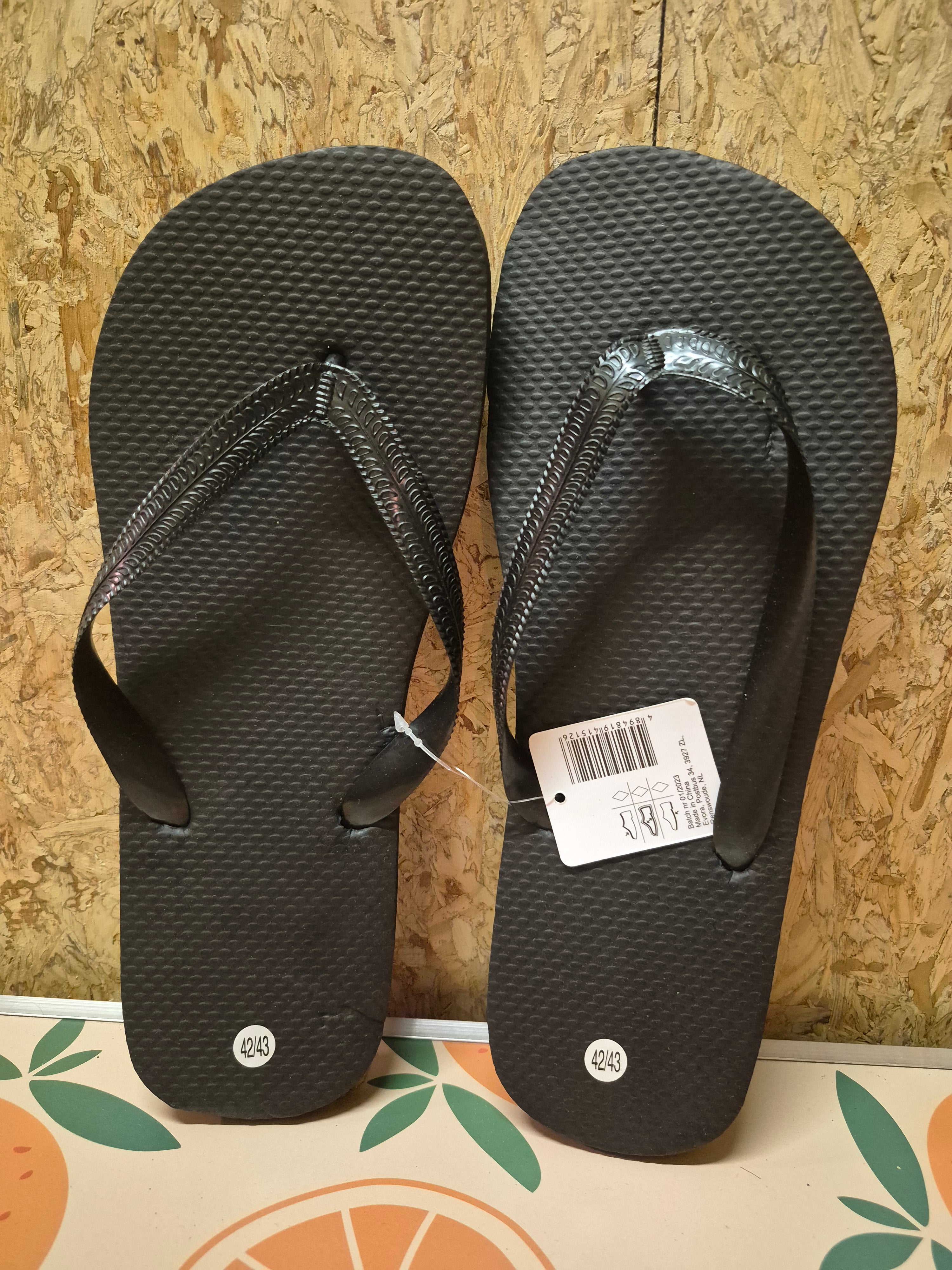 Slippers Zwart mt 42/43