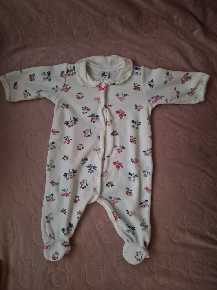 Baby pakje met bloemen maat 62